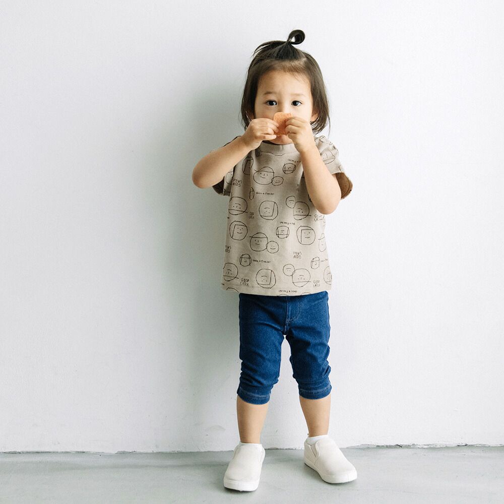 日本 ma lalumiere store - 華夫格滿版印花短袖上衣-笑臉-卡其