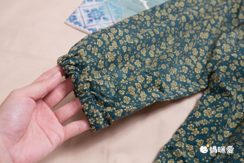 日本 apres les cours - 超萌節慶小熊可機洗毛衣-愛心-象牙白