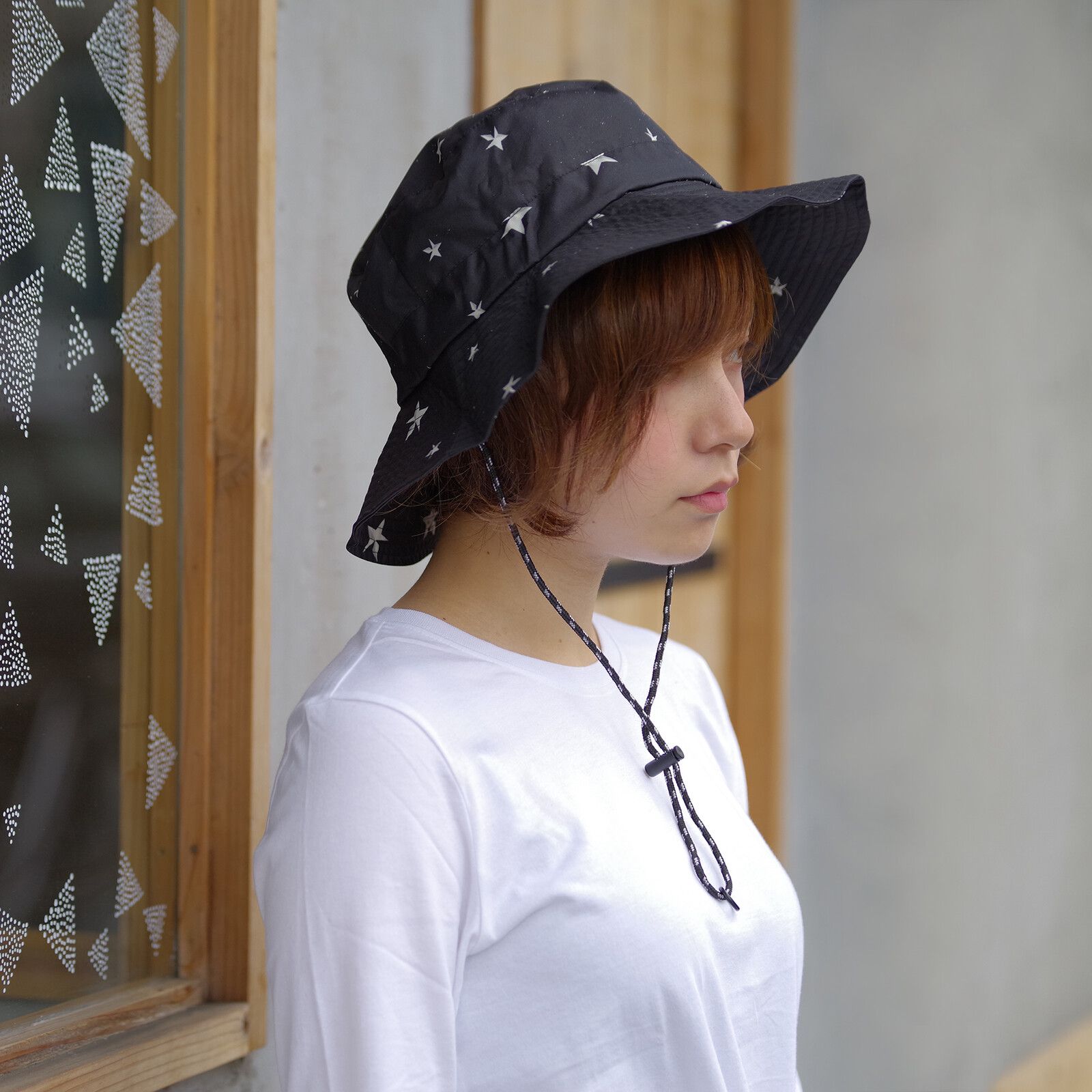 日本 nifty colors - 可折疊輕量抗UV防潑水遮陽帽(頭圍可調)-刺蝟小森林-深藍 (F(頭圍56~59cm))