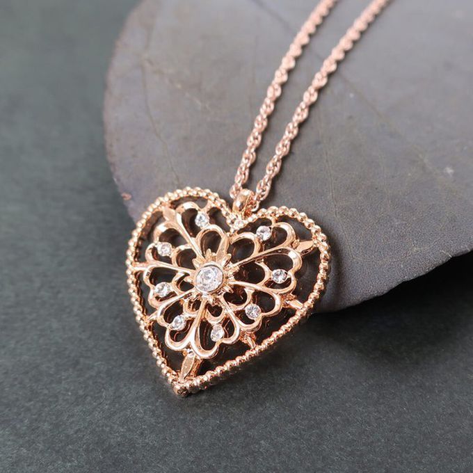 日本 Melody Accessory - 日本製 古典鏤空心形寶石長項鍊-銀