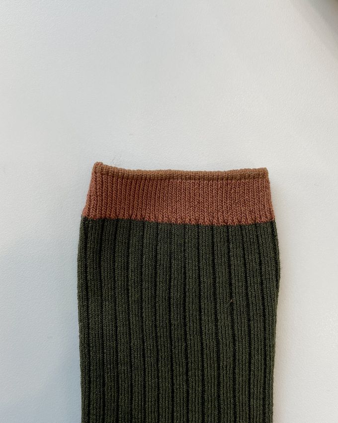 韓國Marian - 笑臉刺繡撞色中筒襪-奶油色 (Free)