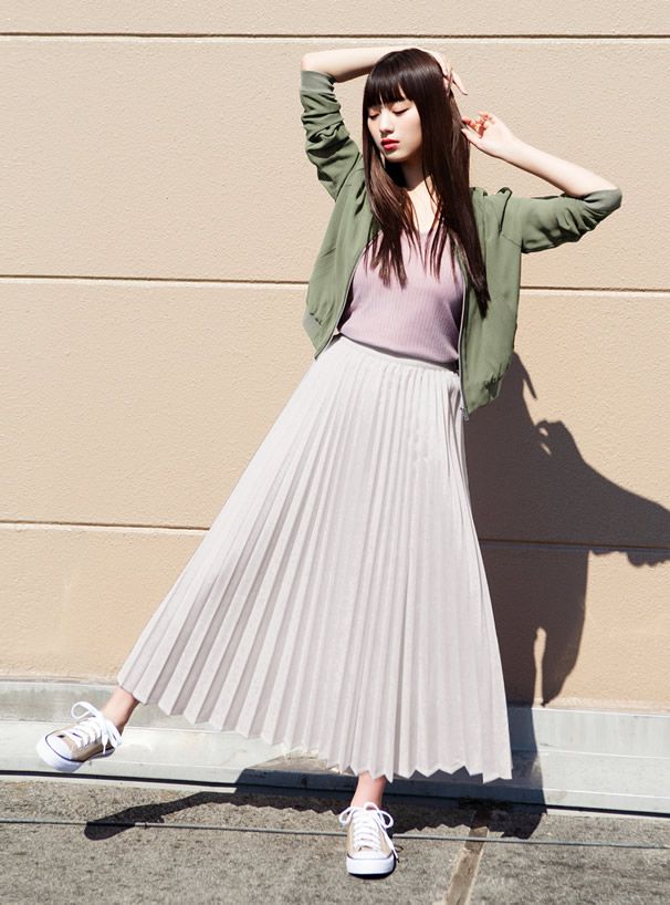 日本 GRL - 顯瘦立體壓紋百褶長裙-天使白