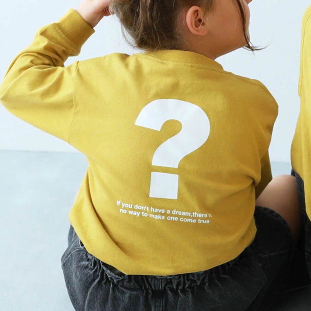 100%棉 定番印花長袖上衣-背後問號-黃