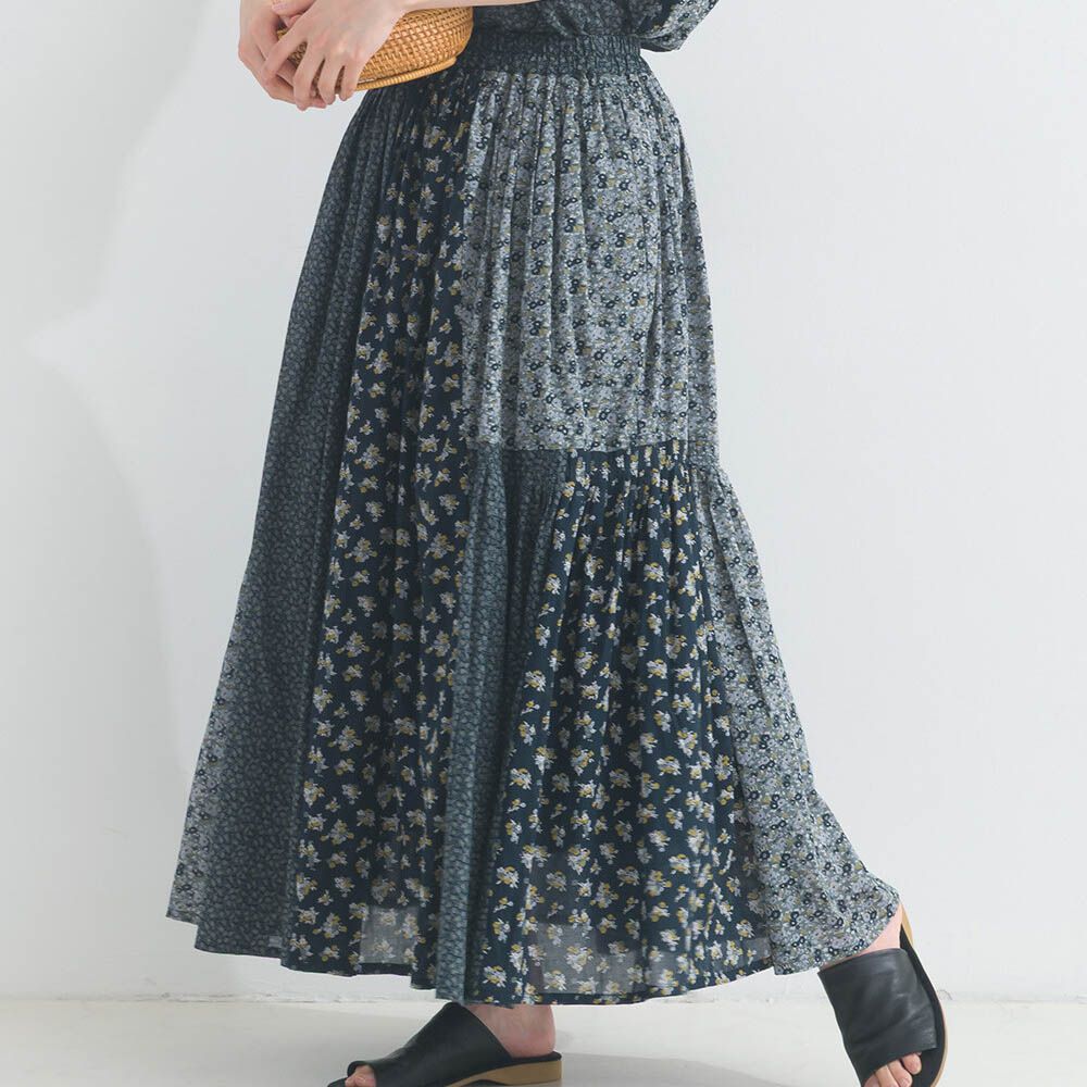 純棉巴里紗花朵拼布細摺長裙-黑