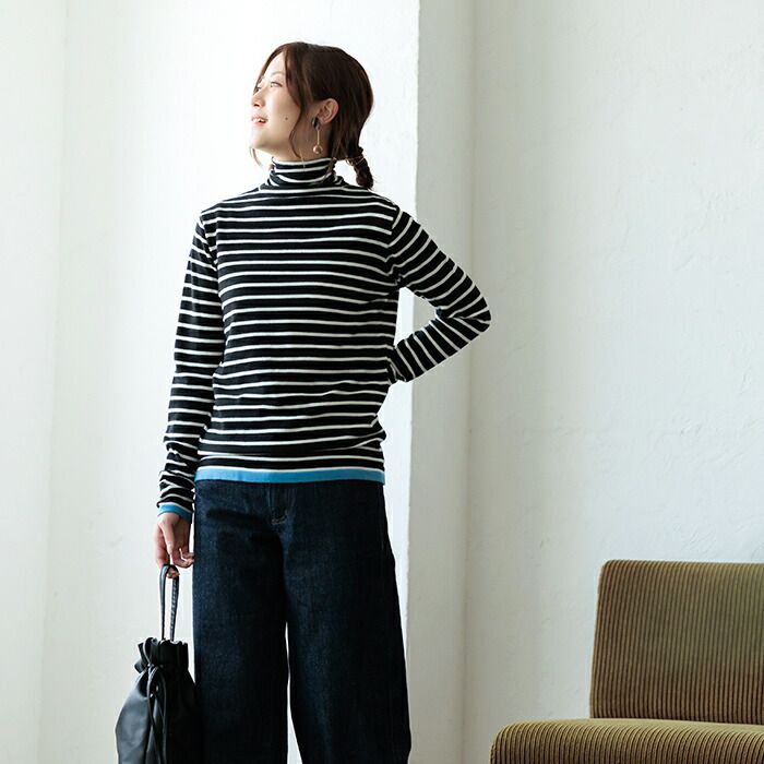 日本 ihuu - 柔軟彈性薄長袖上衣(指洞款)-杏白