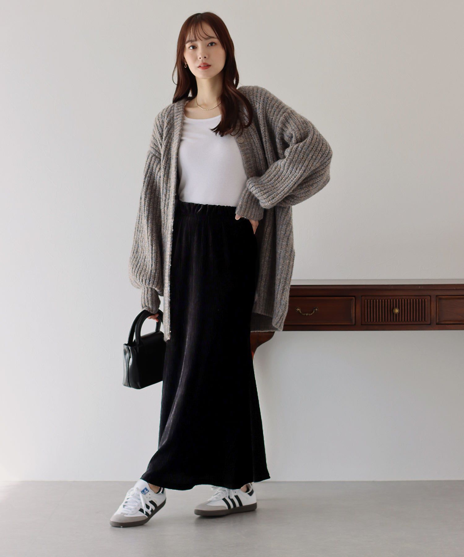 日本 BLUE EAST - 大人的優雅絲絨魚尾裙-黑