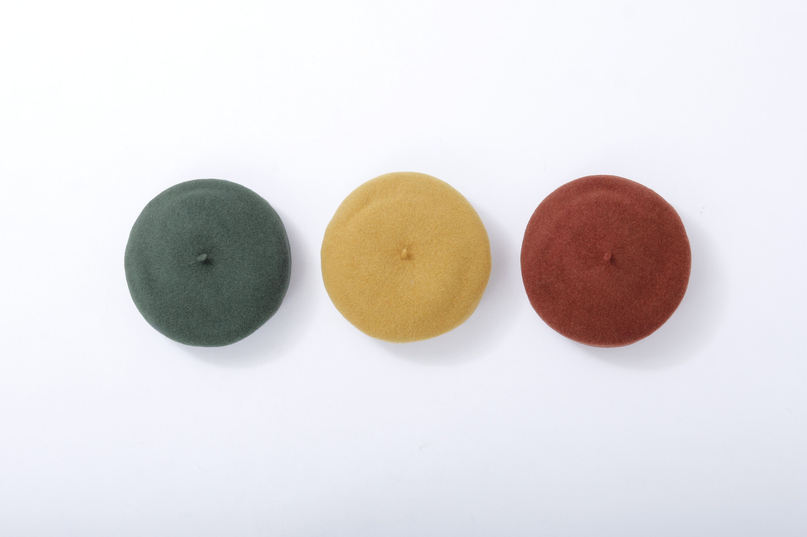 日本 AUBE - 100%羊毛 溫柔文藝感貝蕾帽-畫家款-優雅綠