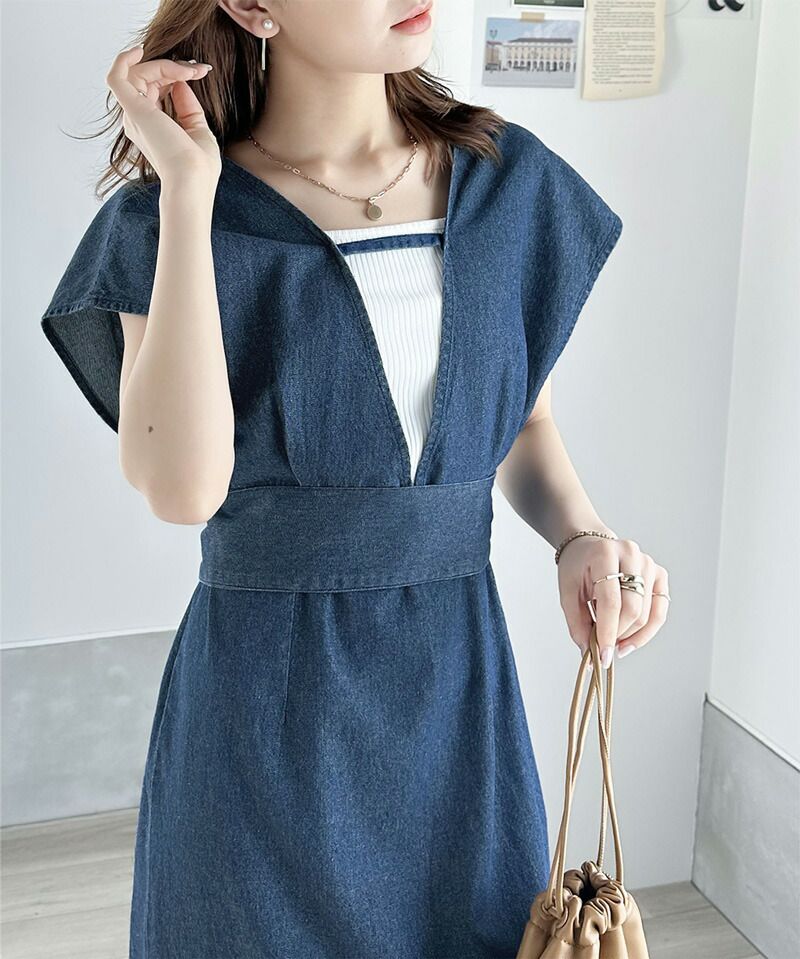 日本 Classical Elf - 丹寧前綁帶V領設計背心裙-黑