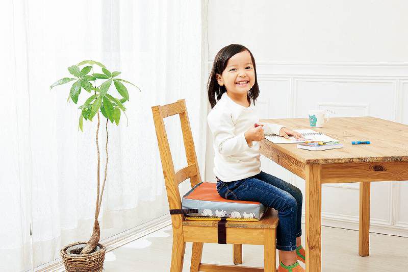 akachan honpo - 可調整式餐椅用坐墊(有安全帶)-黃色