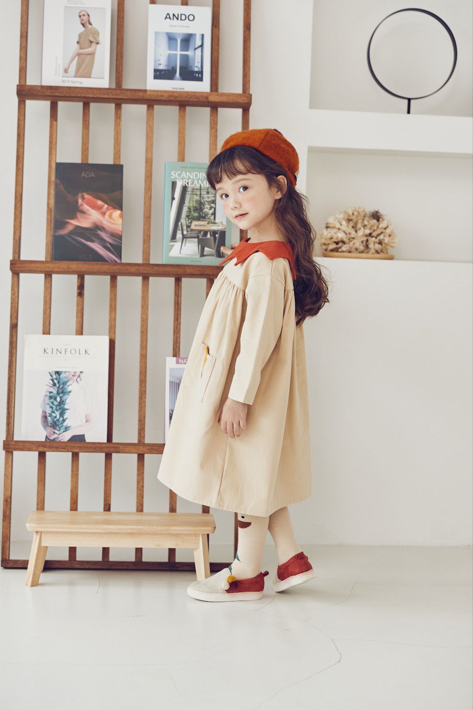 韓國 Mimico - 星星翻領口袋連身洋裝-淺卡其