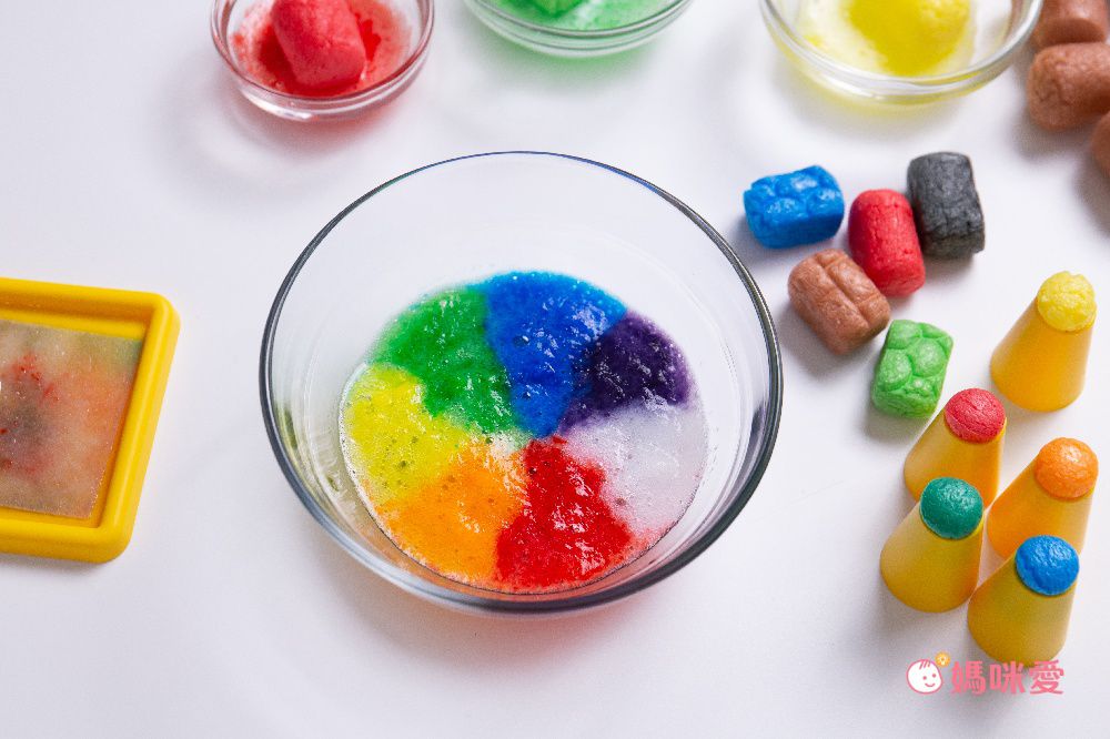 Donerland - 魔法迷您玉米黏土-鱷魚-工具刀*1+吸水海棉墊*1+盒裝背面附有教學說明