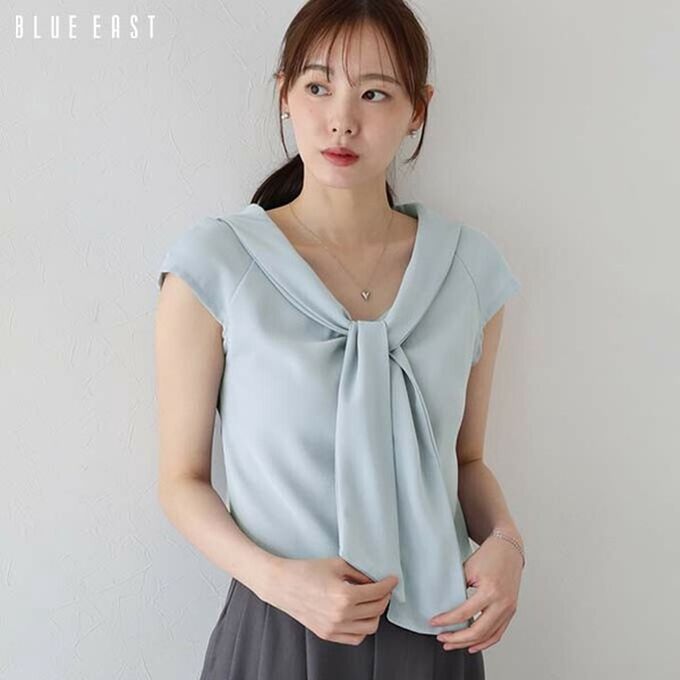 日本 BLUE EAST - 簡潔美型領巾法式袖上衣-象牙 (M)