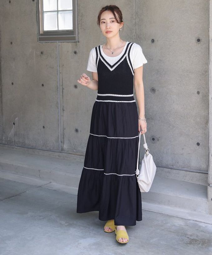 日本 Bab - 純棉針織拼接渡假風無袖洋裝-淺米杏