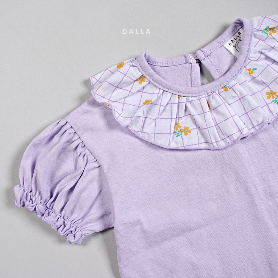 韓國 Dalla - 花花荷葉領上衣-淺紫