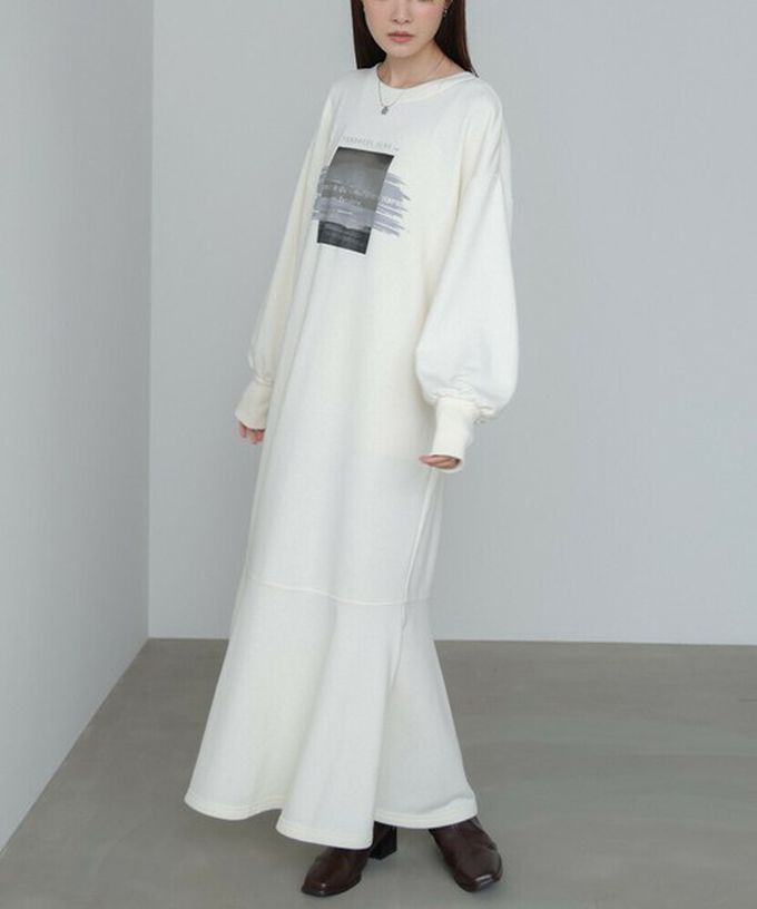 日本 Bab - 前後2way魚尾下擺休閒印花長袖洋裝-炭黑