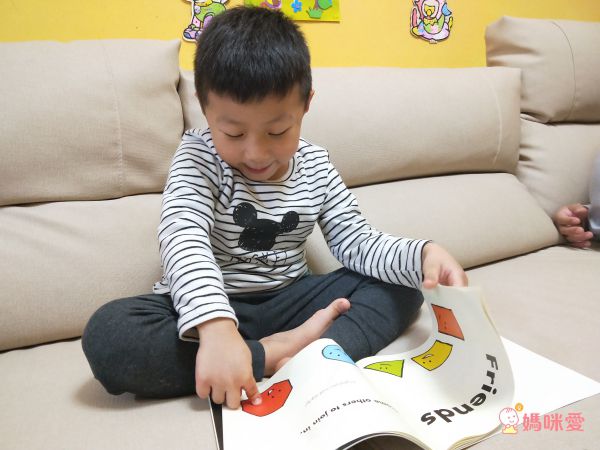 故事百寶箱精選英語繪本❤給孩子的小哲理，陪伴寶貝挖掘獨一無二的自己！