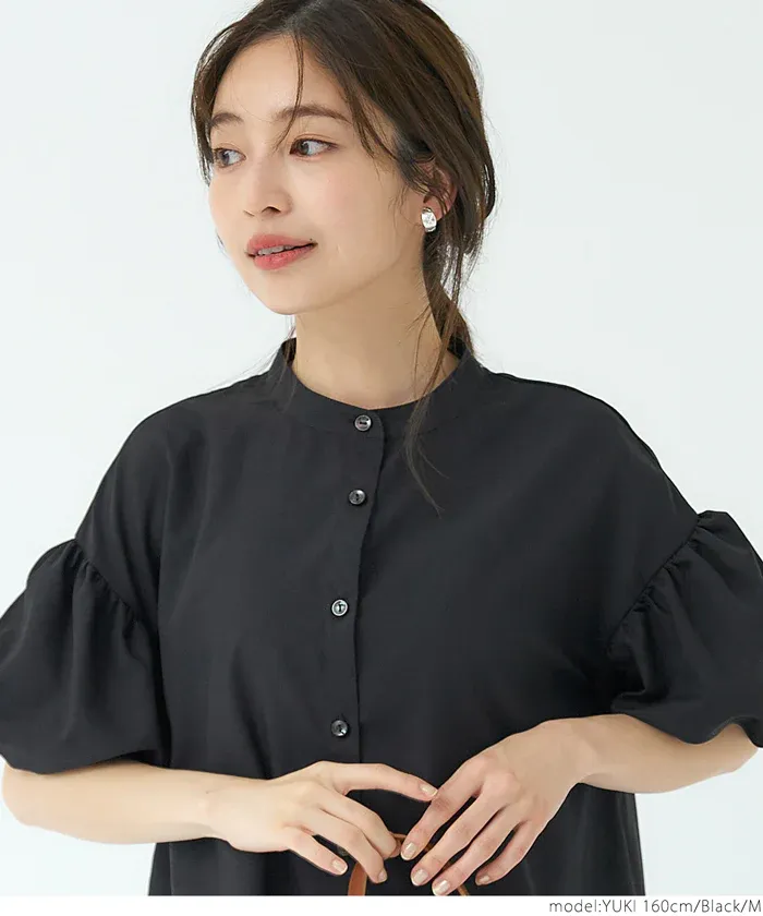 日本 COCA - 輕薄圓領泡泡短袖襯衫-淺米