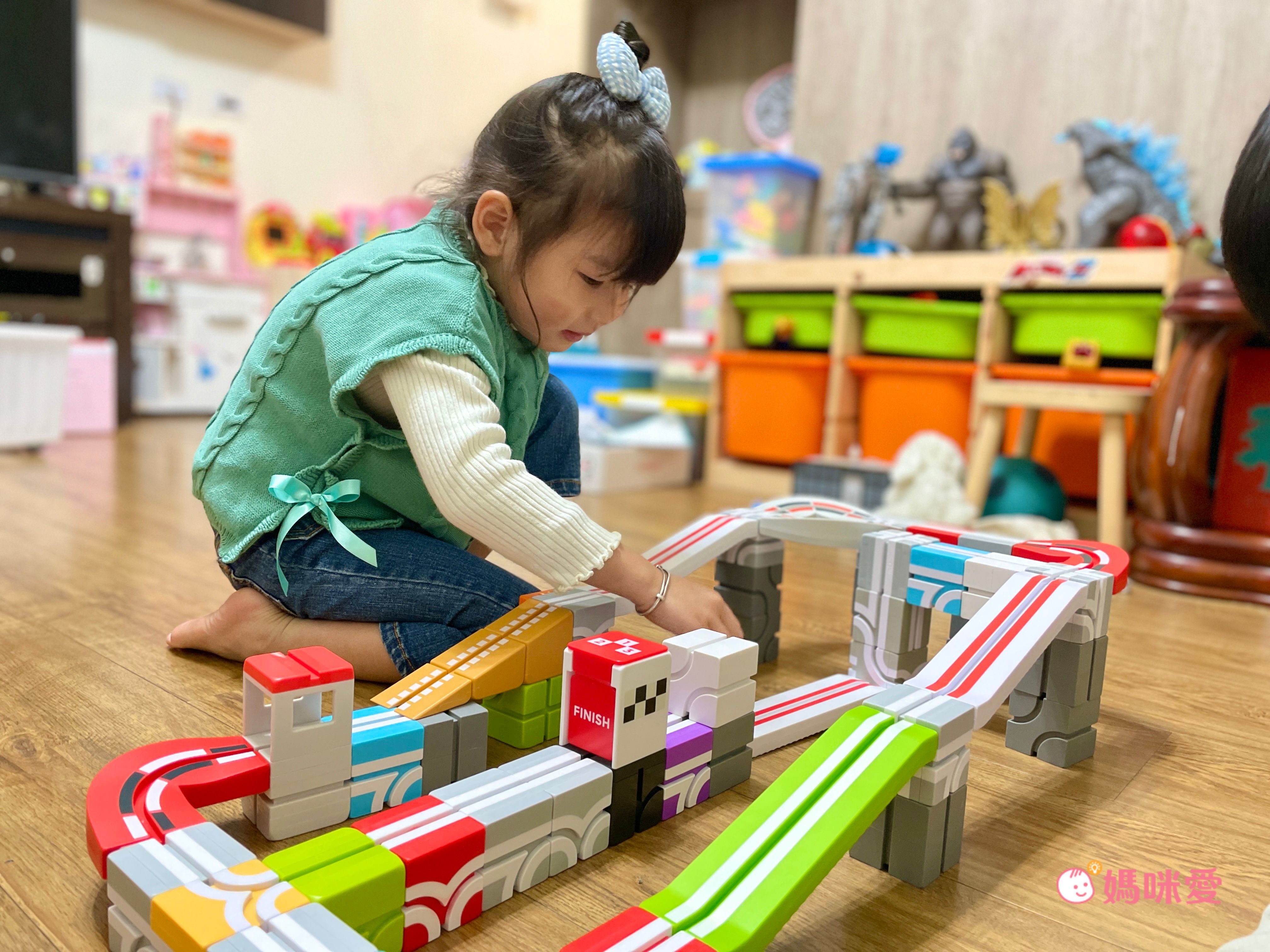募資突破2400萬【Qbi】益智磁吸軌道積木玩具