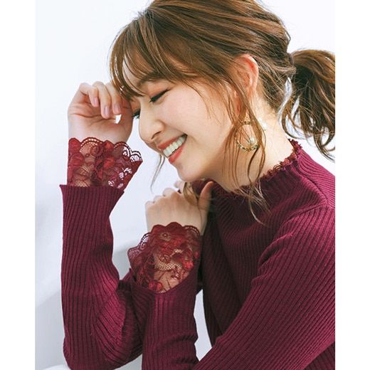 日本 BELLUNA - 優雅蕾絲拼接羅紋針織上衣-沙杏