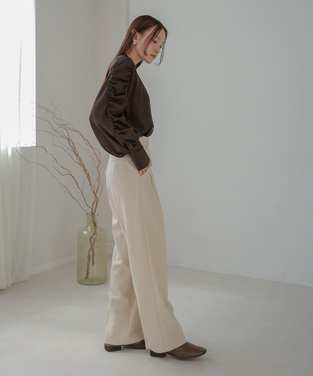 日本 Bab - 嫘縈柔滑抓皺薄長袖上衣-米杏