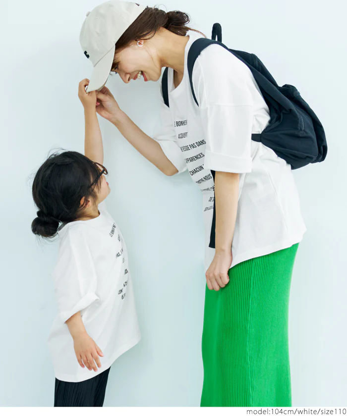 日本 COCA - 圓領純棉透氣字母短T-孩子-淺粉