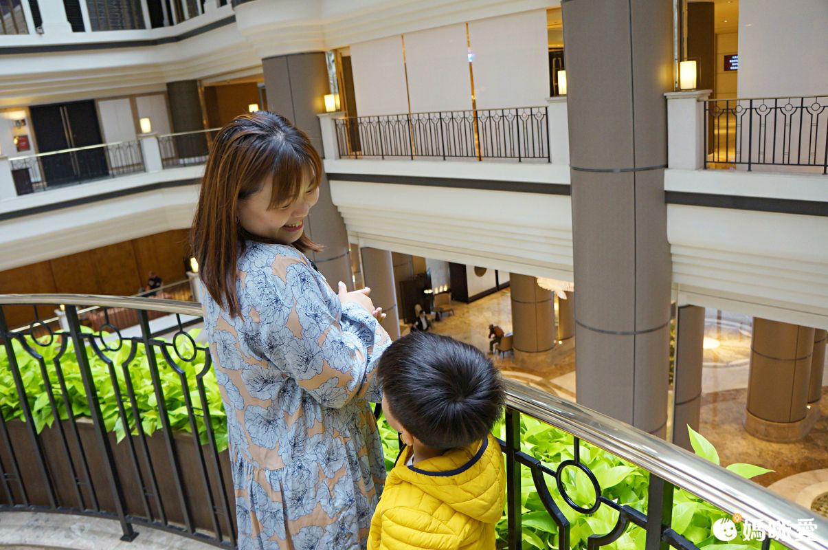 2大2小★暑假不加價【台北君悅】一泊二食豪華度假之旅