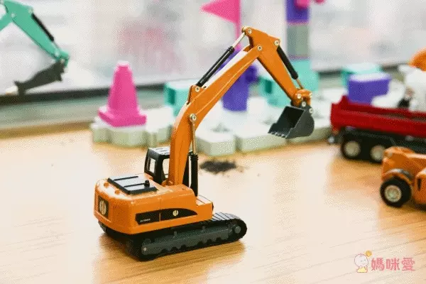 樂彩森林 - 工程車-挖土機(黃)-關節可動