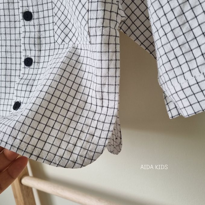 韓國 AIDA - (不含領結)簡單細格紋翻領長袖襯衫-白