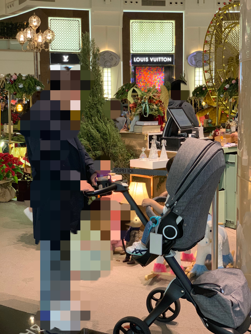 Stokke V6黑色推車出售(少用7成新)