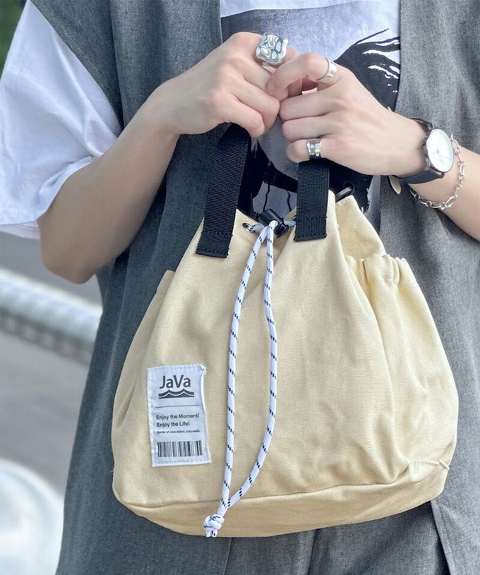 日本 Classical Elf - Java 時尚抽繩品牌肩帶輕巧側背包-霧銀