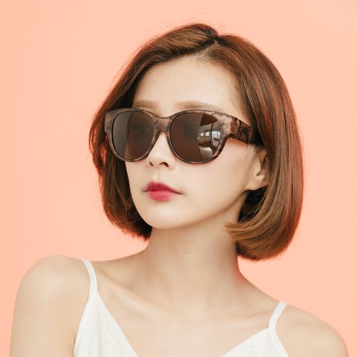 經典亞麻棕色豹紋全罩式偏光墨鏡│外掛式UV400太陽眼鏡包覆套鏡│車用太陽眼鏡│近視可戴外掛寶麗來墨鏡
