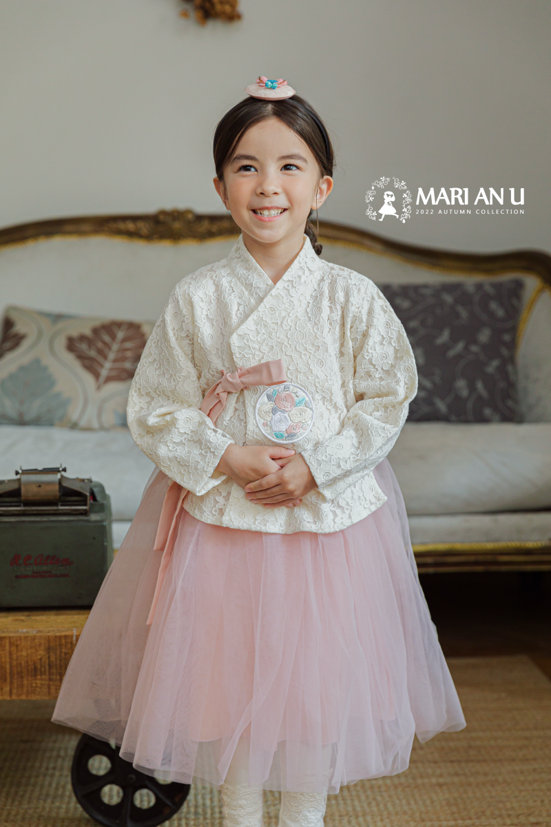 韓國 Mari an u - 兩件式蕾絲雕花網紗韓服-米X粉