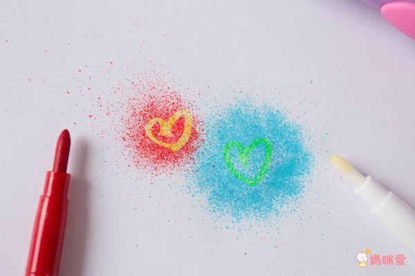 甜甜價入手 ✿ 噴畫藝術家、韓國時尚造型組、迷你繽紛貼紙機