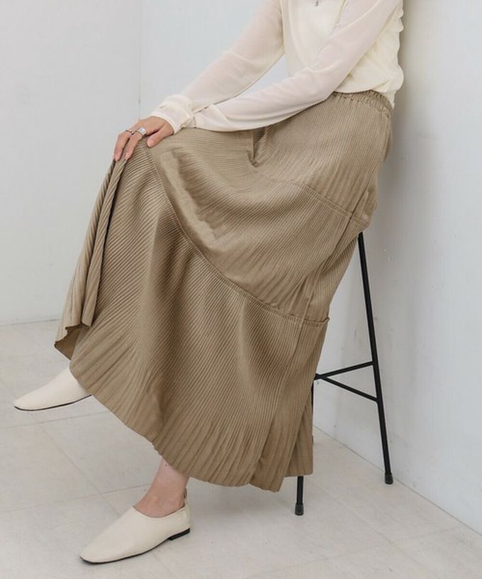 日本 Bab - 飄逸感絲滑絨面細摺長裙-象牙米