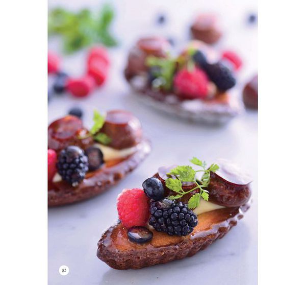 和平國際 - 名店不敗美味魔法水果塔-隨書附贈：不沾水果塔模2個