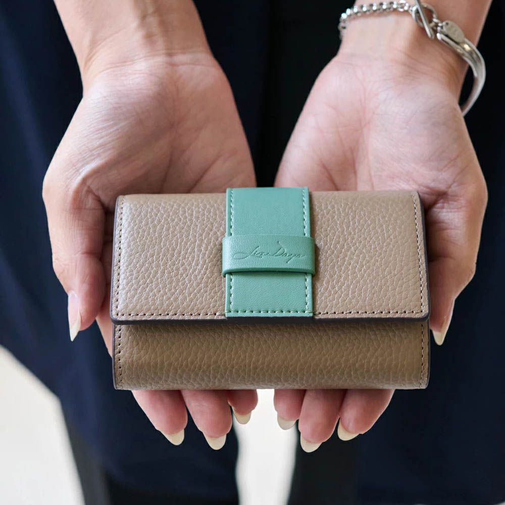 真皮迷你三折配色風琴短夾-卡其x湖水綠