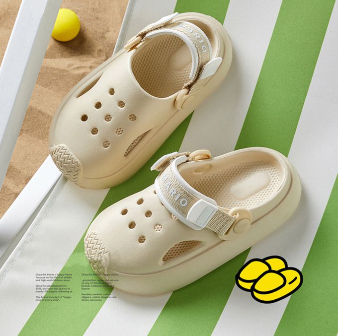 JB clothes - 潮流洞洞鞋-米白-0.22KG