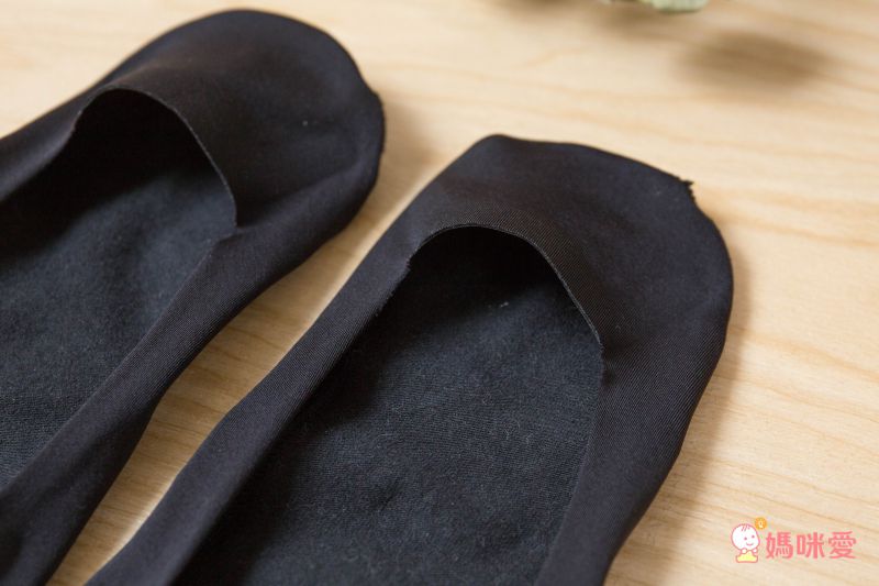 日本 okamoto - 超強專利防滑ㄈ型隱形襪-深履款-米薄紗 (23-25cm)-足底棉混