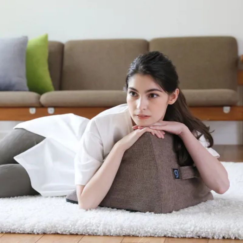 日本gymterior - 三角彈性靠墊-灰