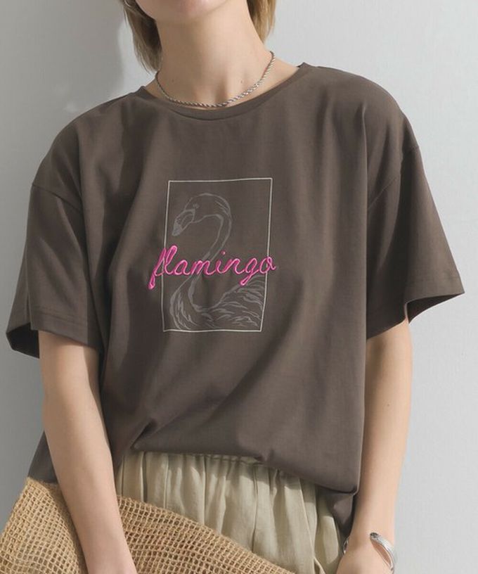 日本 le colis - 接觸冷感 紅鶴刺繡印花休閒上衣-黃