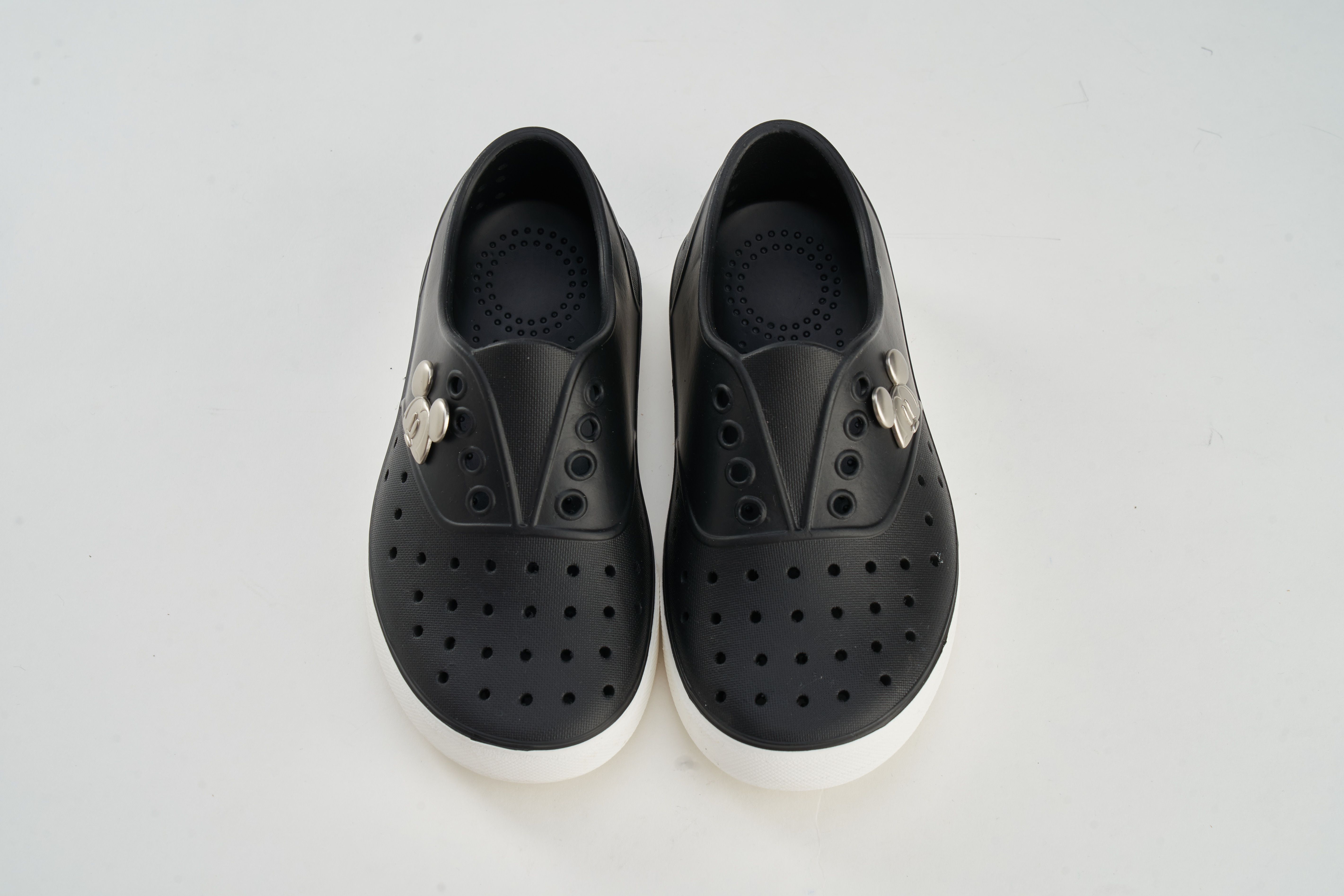 akachan honpo - 米奇洞洞鞋-黑色