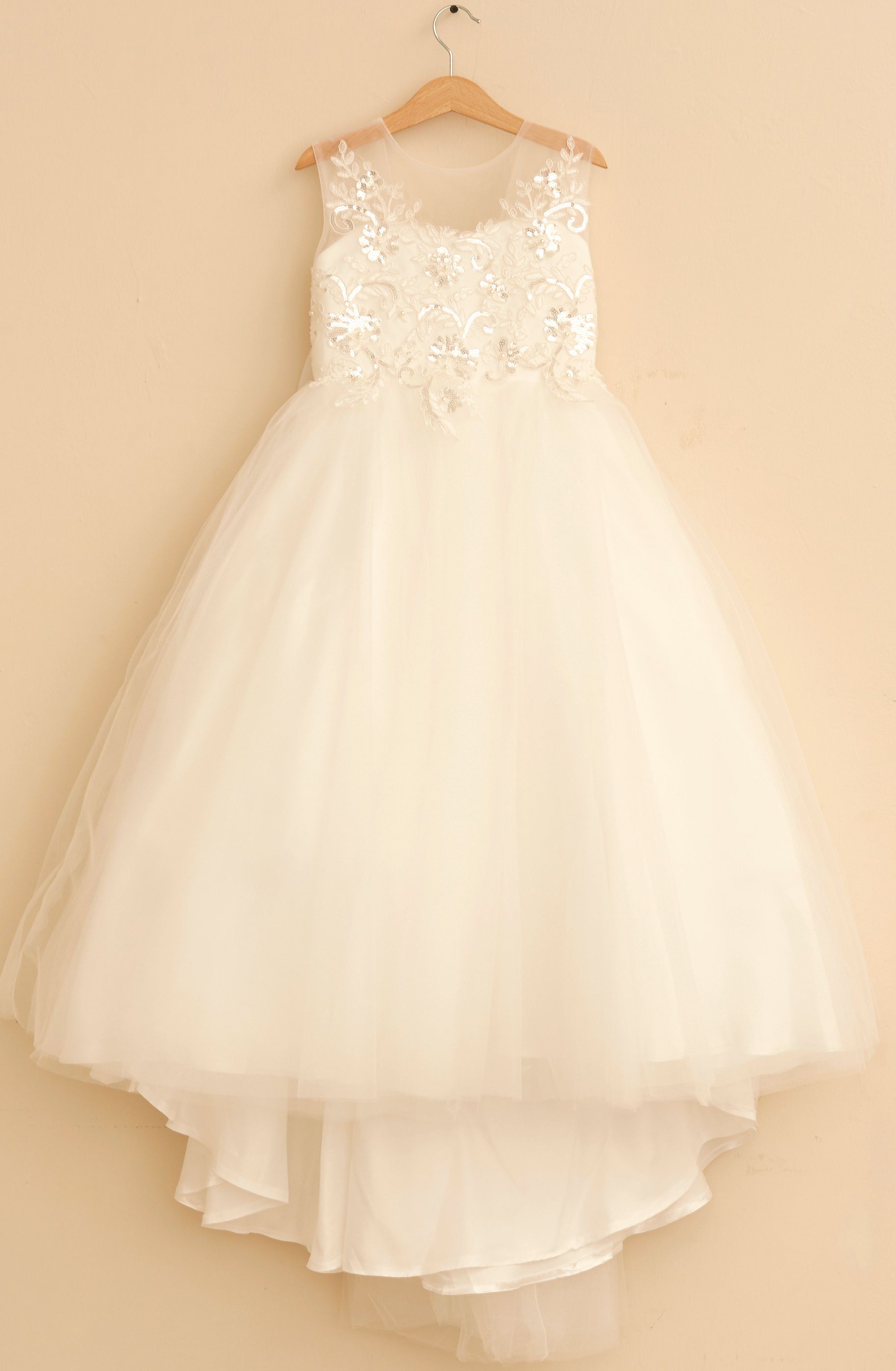 Love, Charlotte - 白紗重手工釘珠高級長裙禮服