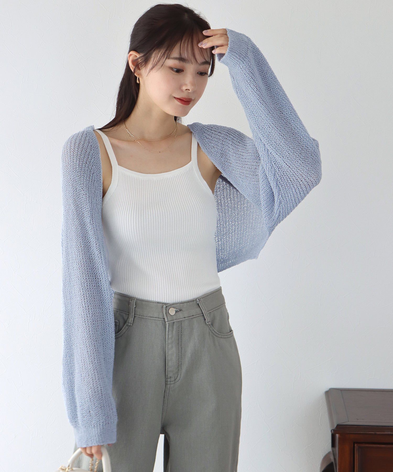 日本 BLUE EAST - 百搭開襟短版針織外套-米杏