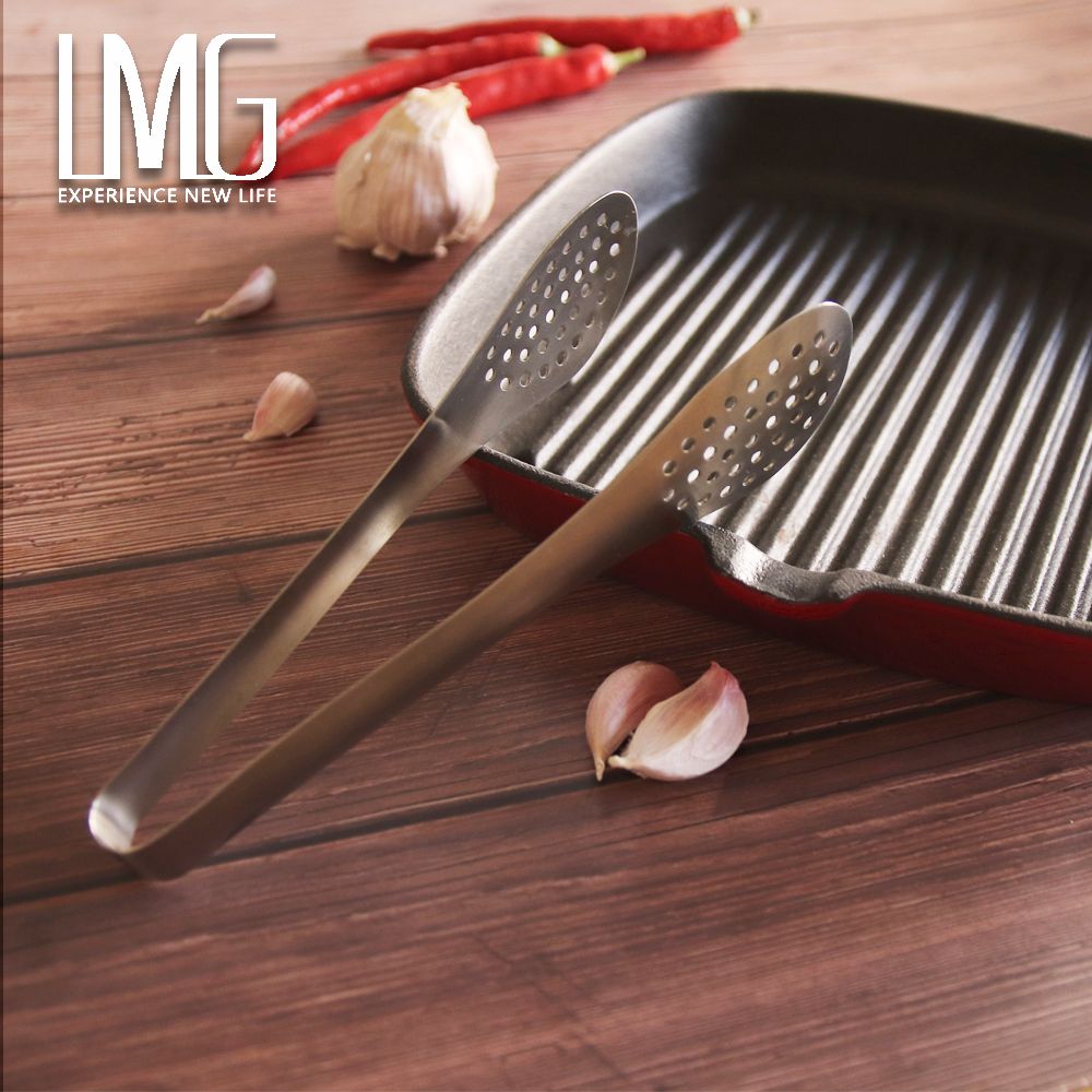 LMG - 日式錘紋不沾雪平鍋-象牙白-20cm(含蓋)+日式料理夾超值組