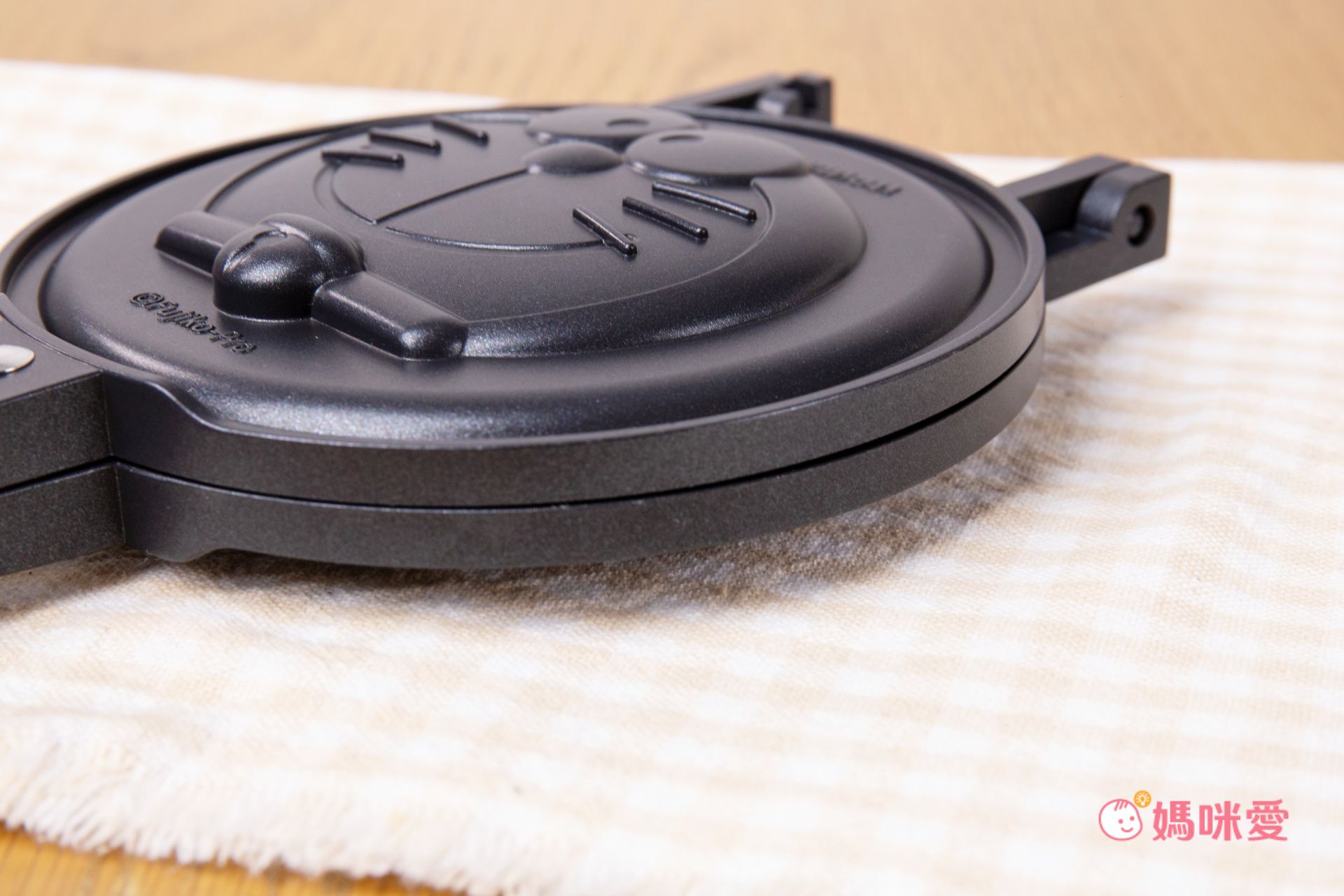 超萌多啦A夢、米奇造型！日本SKATER 鬆餅、熱壓吐司烤盤