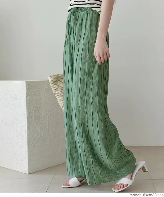 日本 COCA - [可剪裁] 百搭波浪紋垂墜寬褲-草綠