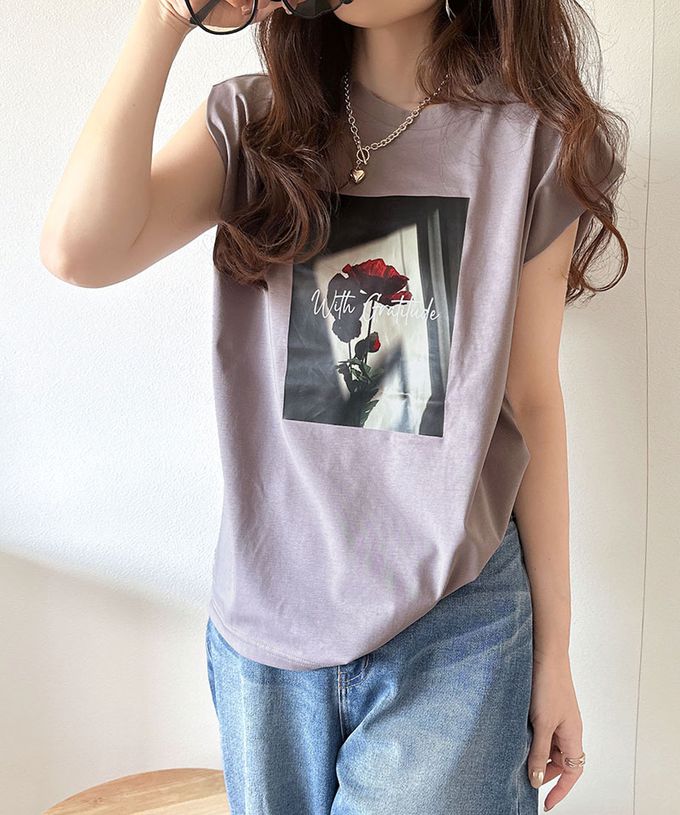 日本 Classical Elf - 華麗花朵俐落感法式袖上衣-炭灰