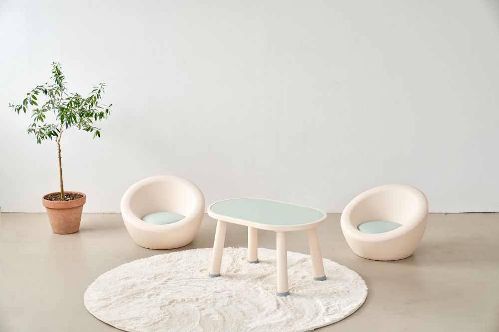 最美型兒童家具 ♥【iFam 小沙發 / 遊戲桌】培養蒙特梭利！