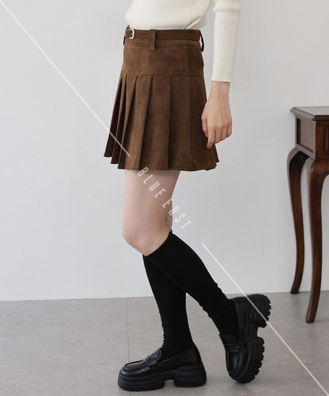 日本 BLUE EAST - 時髦麂皮百褶迷你短裙(附皮帶)-咖啡