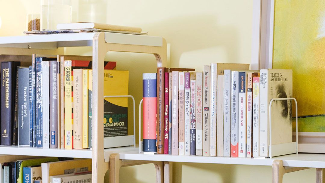 走走家具 - 置物架配件-專屬書擋組-清新白 (16.4 / 5 / 17 (cm))